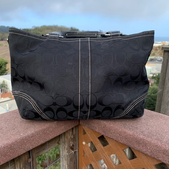 Coach satchel - Picture 2 of 4